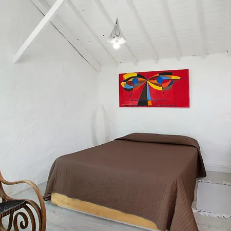Casa Cueva 2 Dorm Holiday home *